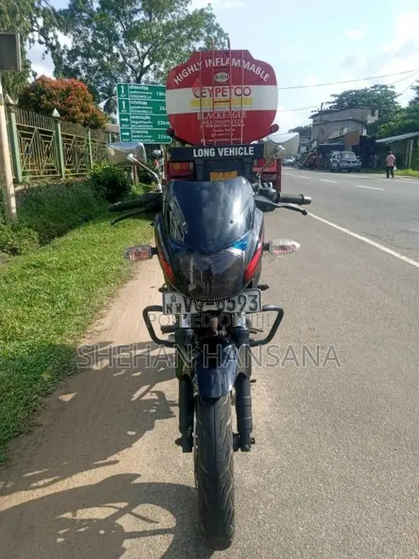 Bajaj Pulsar 180 2010 Motorbike (Used)