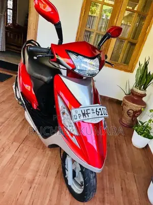 TVS Scooty Streak 2011 Motorbike (Used)
