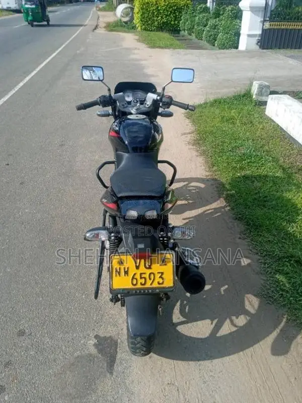 Bajaj Pulsar 180 2010 Motorbike (Used)