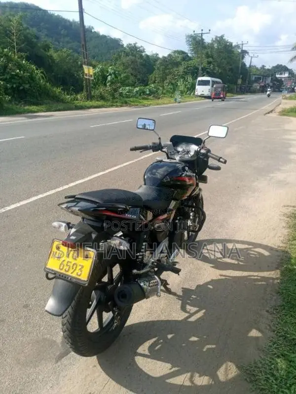 Bajaj Pulsar 180 2010 Motorbike (Used)