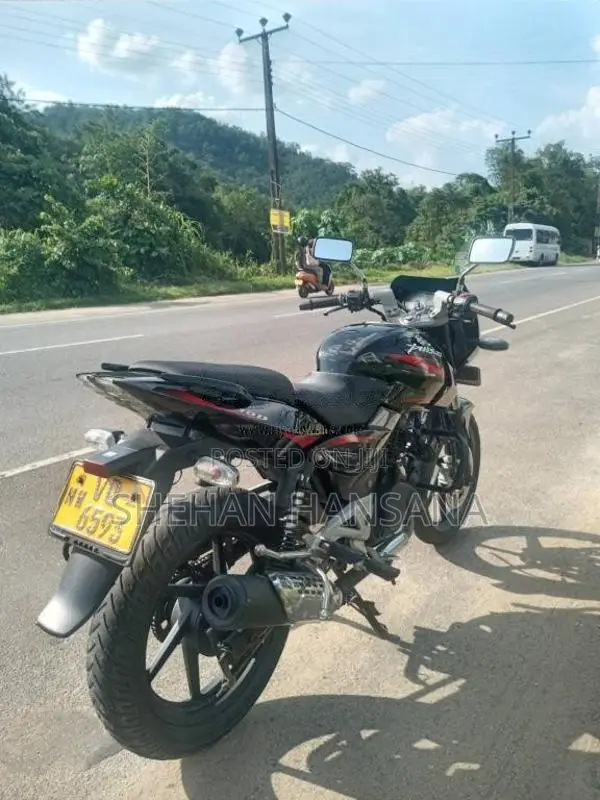 Bajaj Pulsar 180 2010 Motorbike (Used)