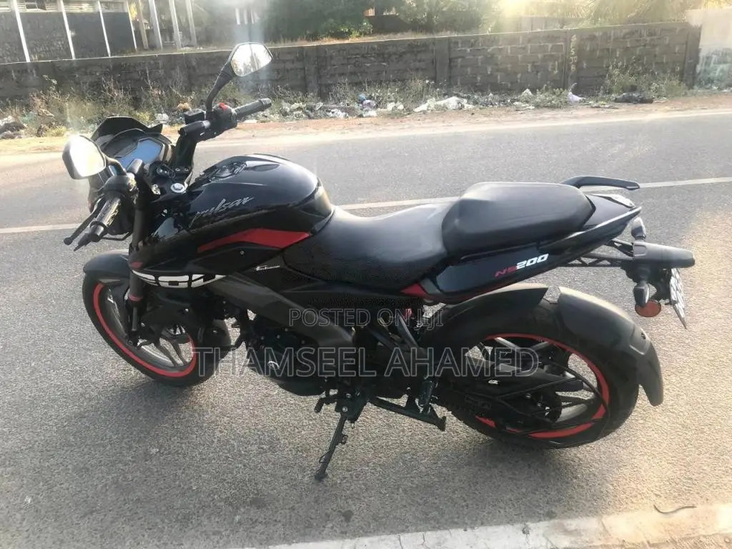 Bajaj Pulsar NS200 2026 Motorbike (Used)
