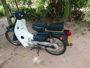 Honda Super Cub 90 Custom 1998 Motorbike (Used)