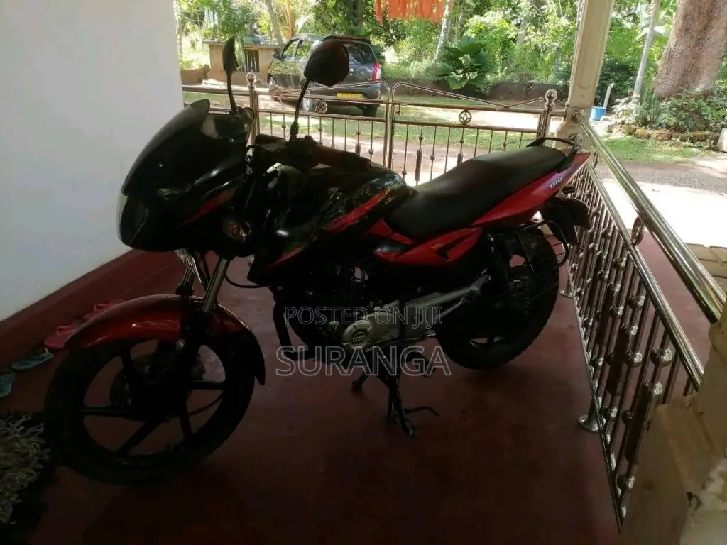 Bajaj Pulsar 150 2015 Motorbike (Used)