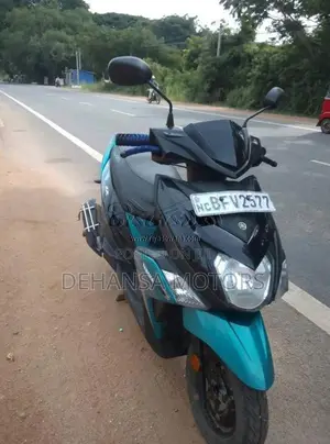 Yamaha Ray Zr 2017 Motorbike (Used)
