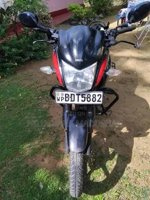 Hero Hunk 2016 Motorbike (Used)