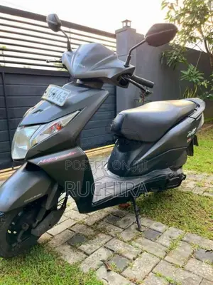 Honda Dio 2015 Motorbike (Used)