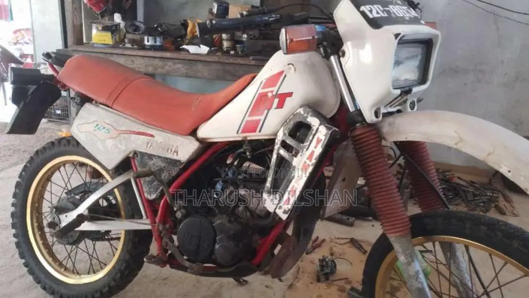 Yamaha DT125 1989 Motorbike (Used)