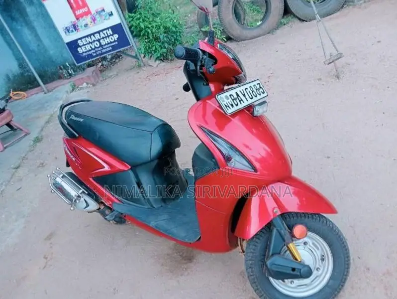 Hero Pleasure 2015 Motorbike (Used)