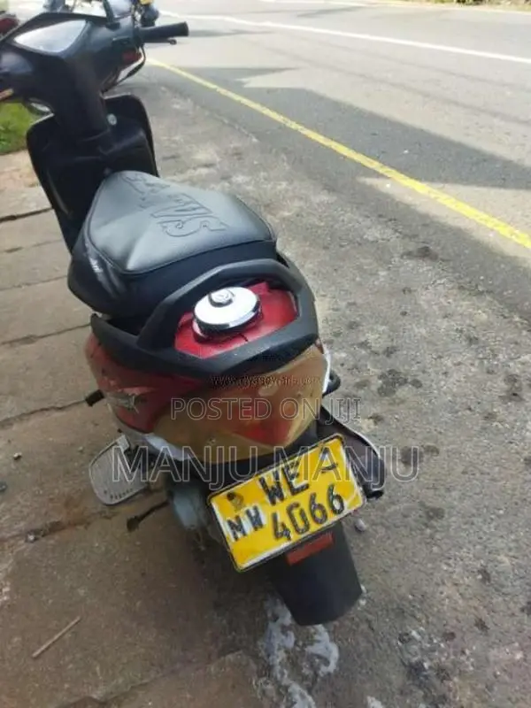 TVS Scooty Streak 2011 Motorbike (Used)