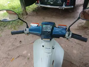 Honda Super Cub 90 Custom 1998 Motorbike (Used)