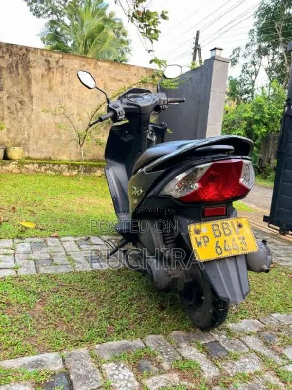 Honda Dio 2015 Motorbike (Used)