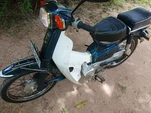 Honda Super Cub 90 Custom 1998 Motorbike (Used)