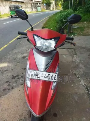 TVS Scooty Streak 2011 Motorbike (Used)