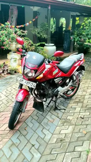 Hero-Honda CBZ Xtreme 2008 Motorbike (Used)