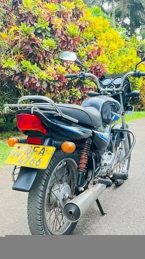 Bajaj CT-100 2017 Motorbike (Used)