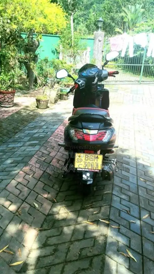Hero Maestro Edge 2018 Motorbike (Used)