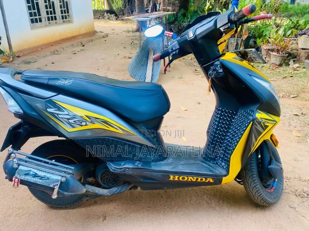 Honda Dio 2018 Motorbike (Used)
