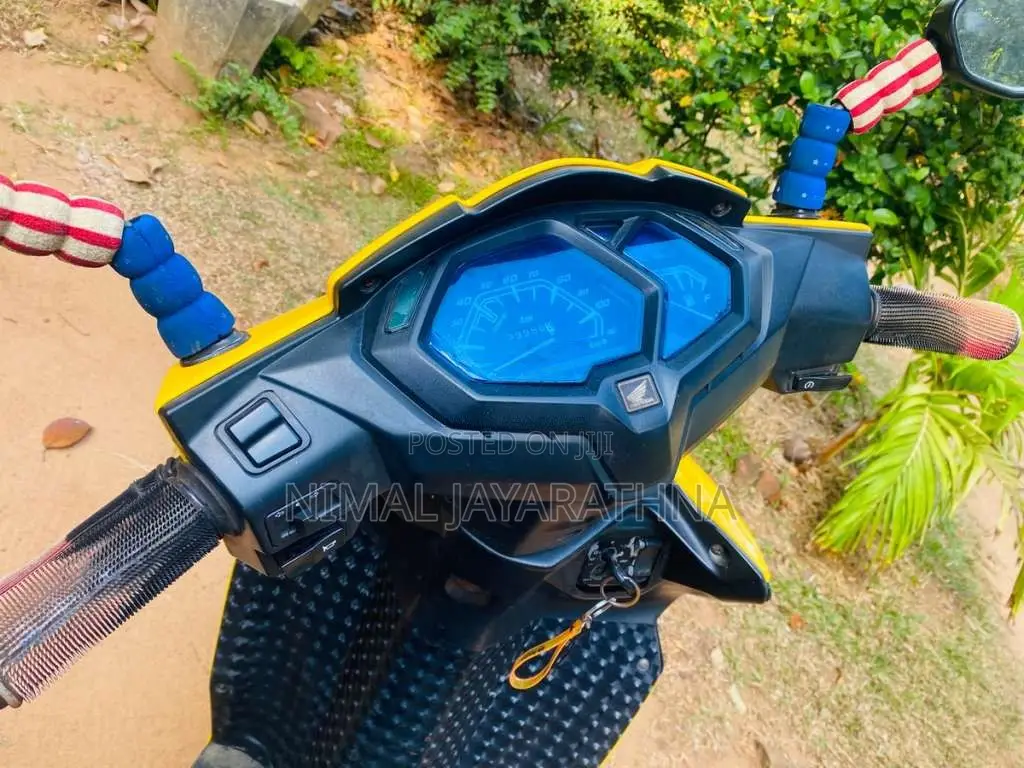 Honda Dio 2018 Motorbike (Used)