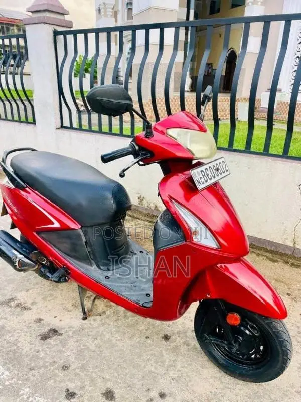 Hero Pleasure 2015 Motorbike (Used)