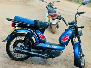 TVS XL Super Heavy Duty 2017 Motorbike (Used)