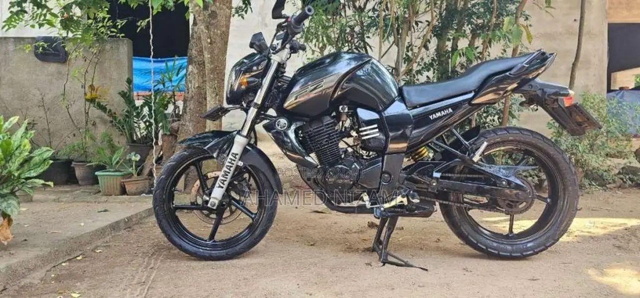 Yamaha FZ 2011 Motorbike (Used)