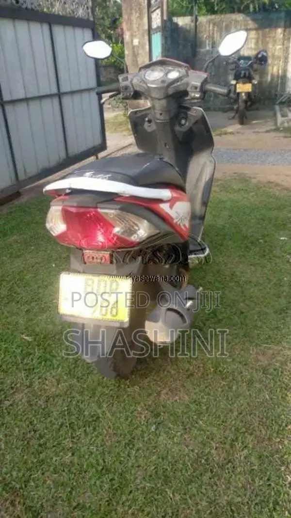 Honda Dio 2016 Motorbike (Used)