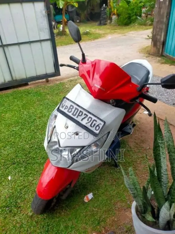 Honda Dio 2016 Motorbike (Used)