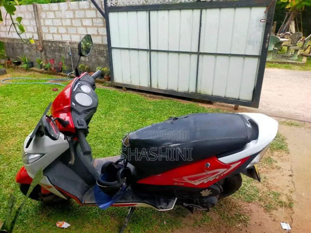 Honda Dio 2016 Motorbike (Used)