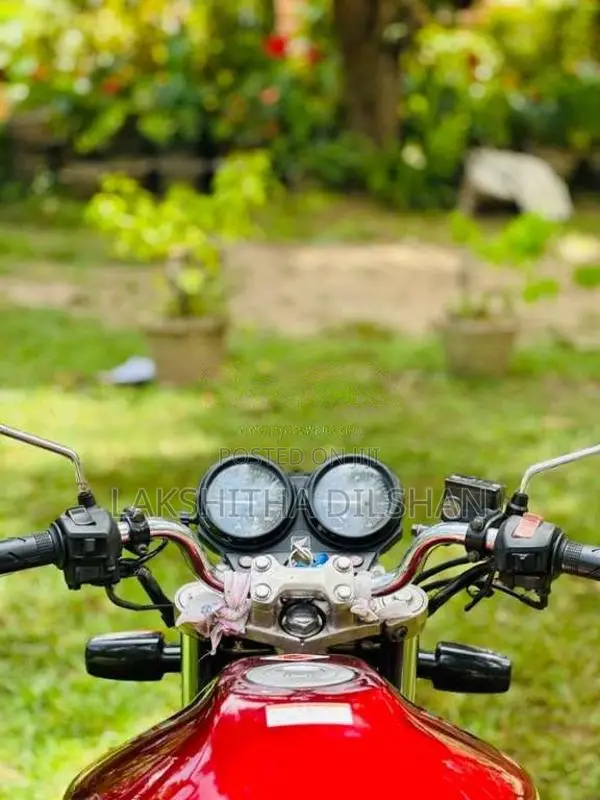 Honda Hornet 2013 Motorbike (Used)