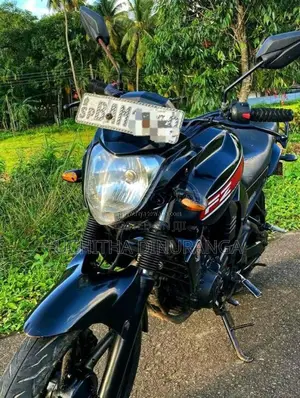 Yamaha FZ 2013 Motorbike (Used)