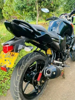 Yamaha FZ 2013 Motorbike (Used)