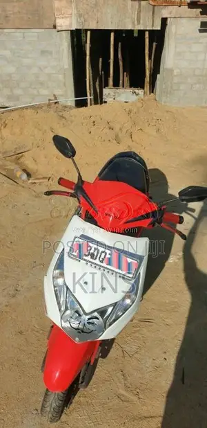 Honda Dio 2016 Motorbike (Used)