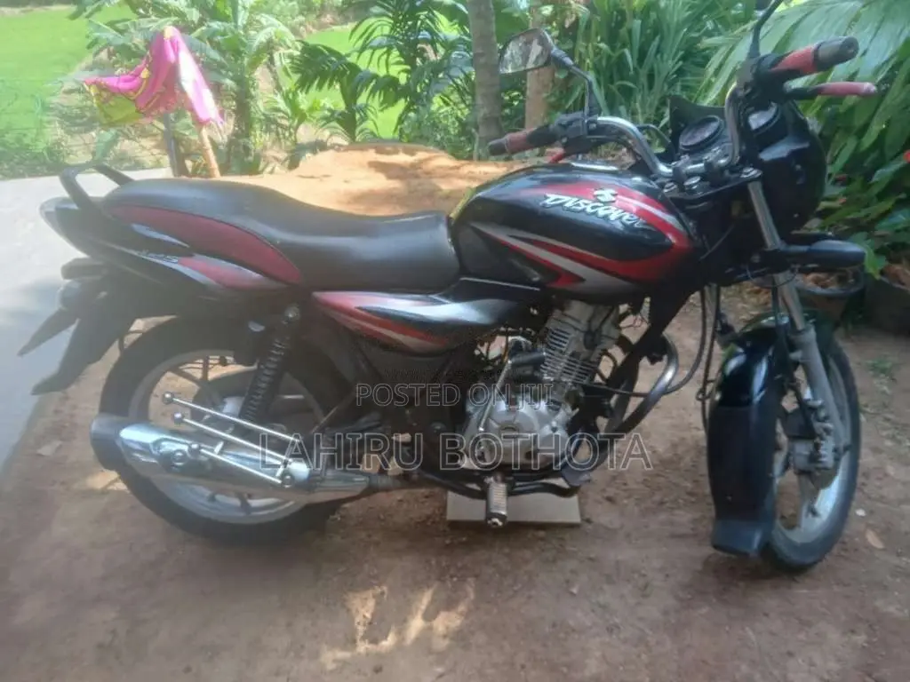 Bajaj Discover 125 2017 Motorbike (Used)