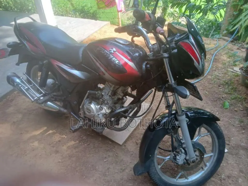 Bajaj Discover 125 2017 Motorbike (Used)