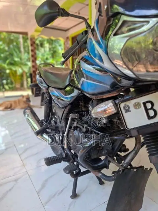Bajaj Discover 100 2012 Motorbike (Used)