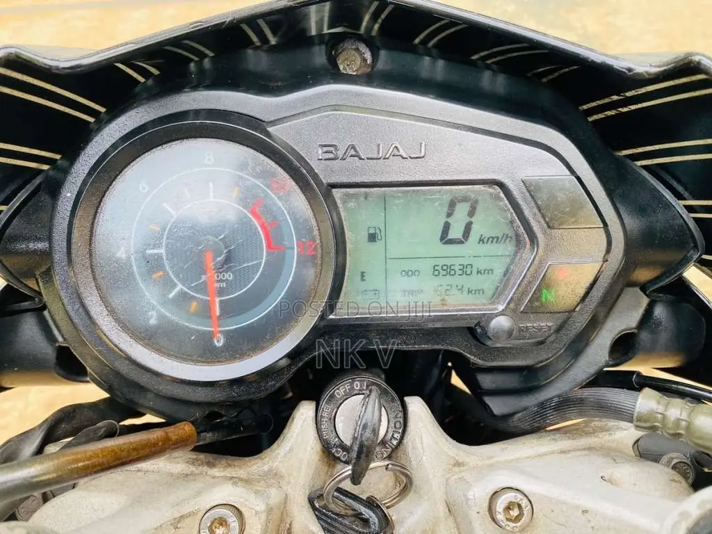 Bajaj Pulsar 2011 Motorbike (Used)