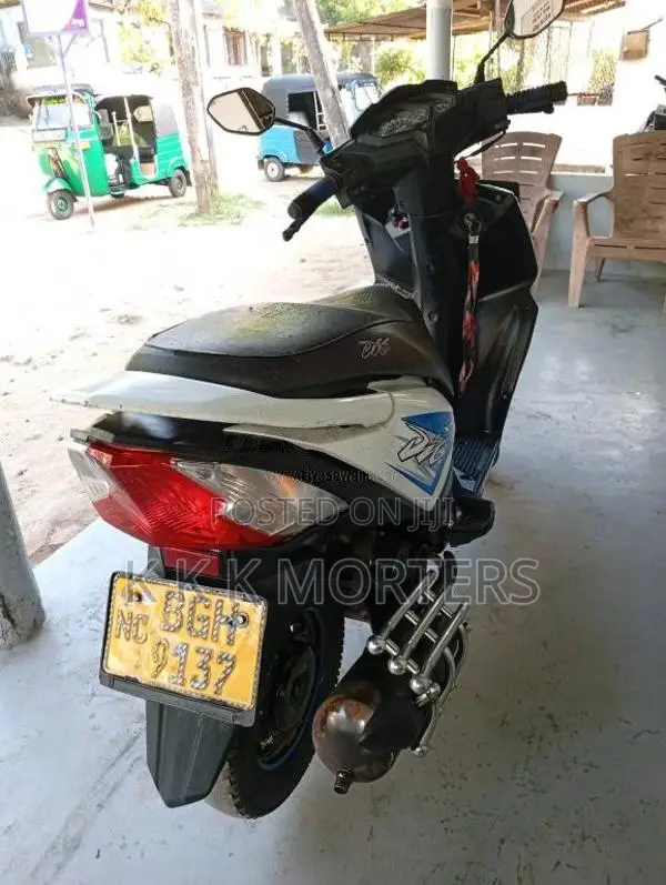 Honda Dio 2017 Motorbike (Used)