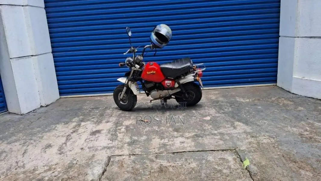 Yamaha POCKE QA MONKEY 1999 Motorbike (Used)