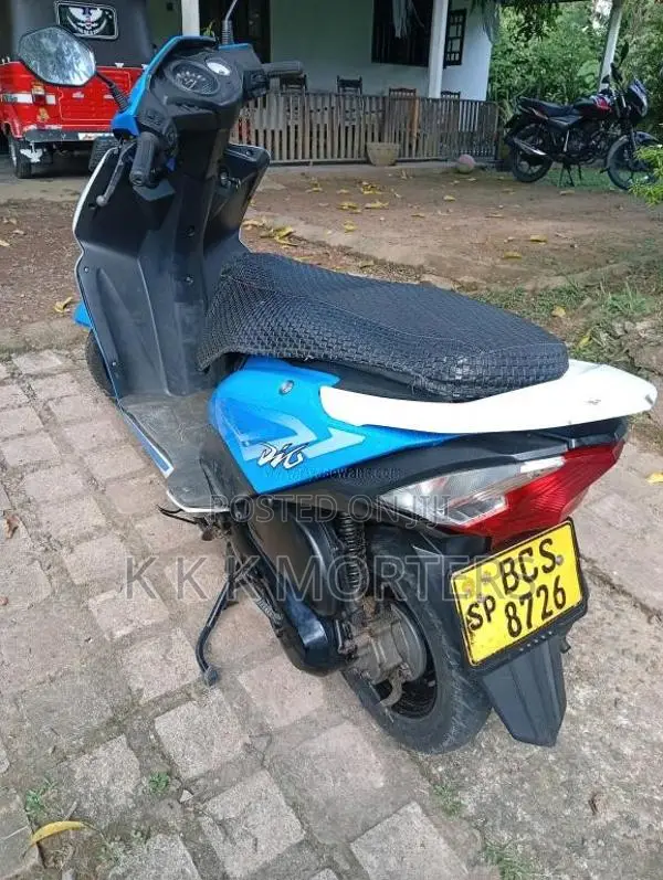 Honda Dio 2015 Motorbike (Used)