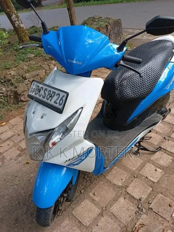 Honda Dio 2015 Motorbike (Used)