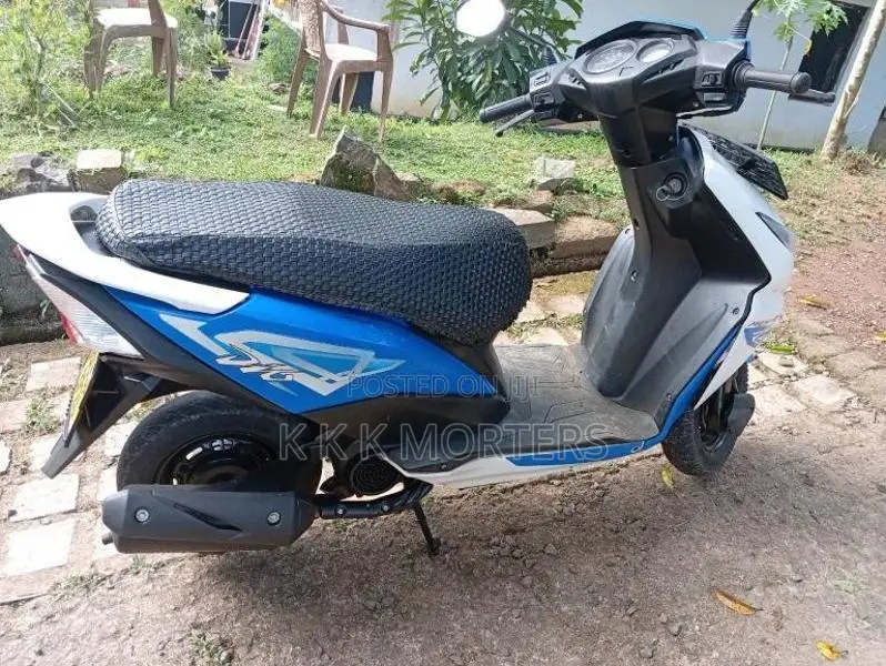 Honda Dio 2015 Motorbike (Used)