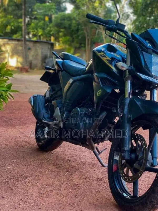Yamaha Fz Version 2.0 2016 Motorbike (Used)
