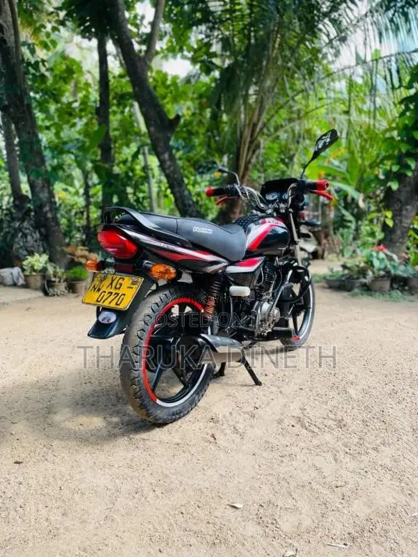 Bajaj Platina 2012 Motorbike (Used)