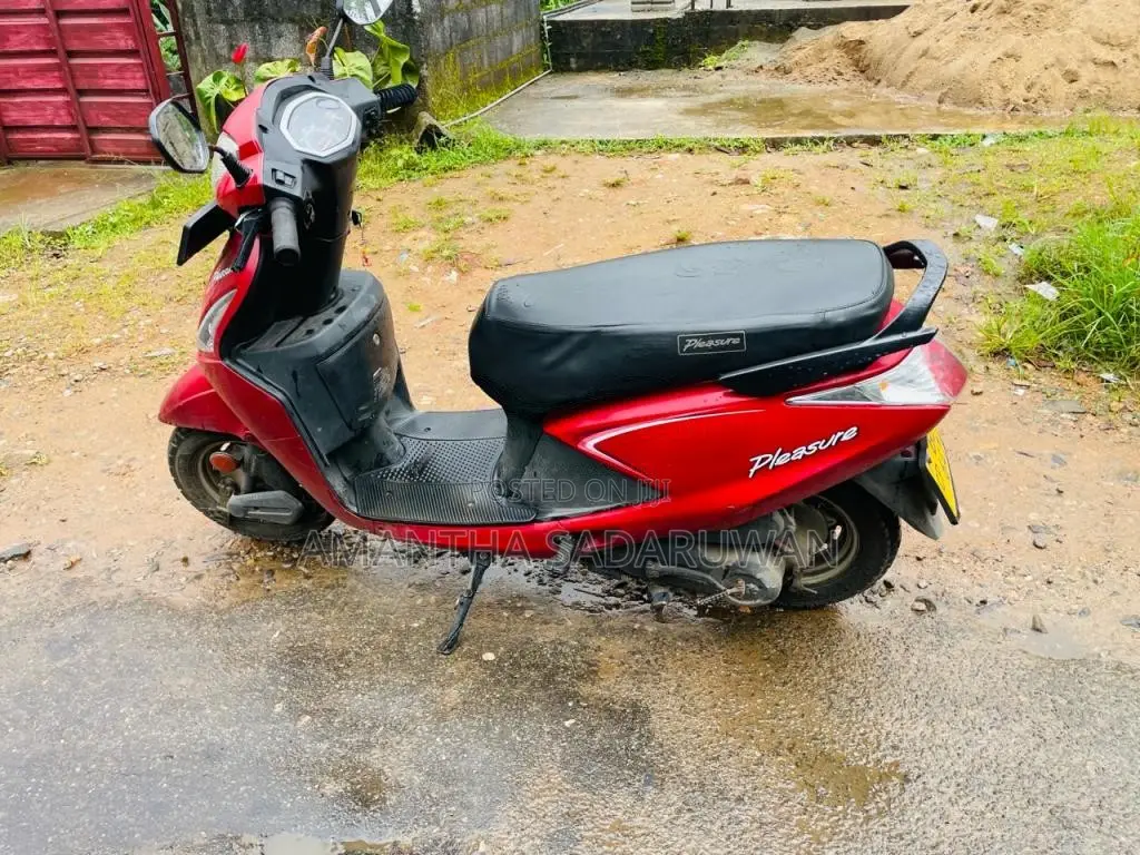 Hero Pleasure 2014 Motorbike (Used)