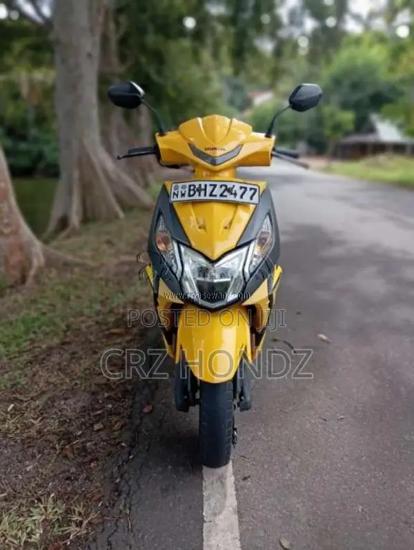 Honda Dio 2019 Motorbike (Used)
