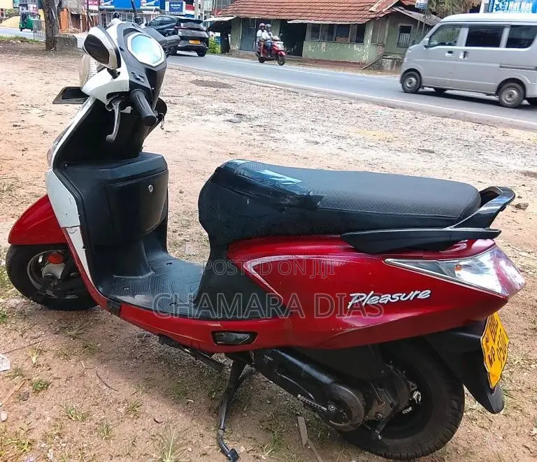 Hero Pleasure 2014 Motorbike (Used)