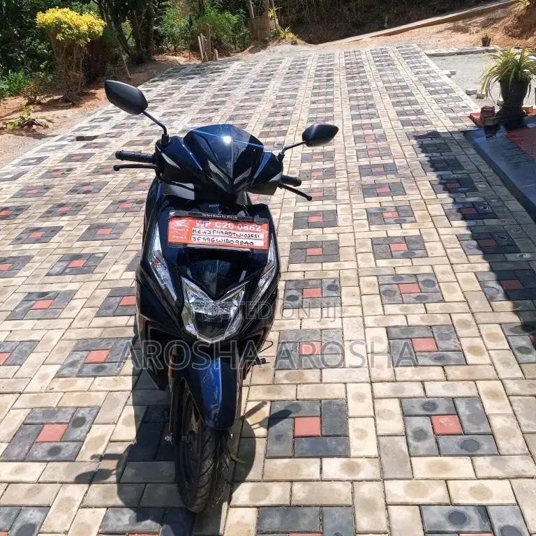 Honda Dio 2026 Motorbike (Used)