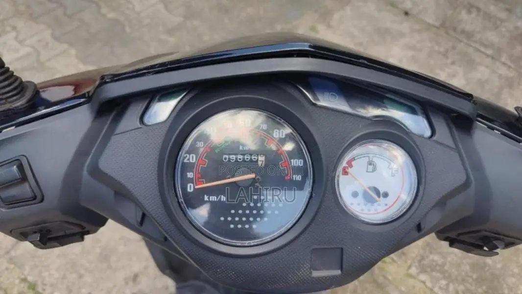 Honda Dio 2016 Motorbike (Used)