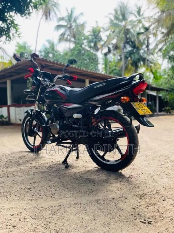 Bajaj Platina 2012 Motorbike (Used)